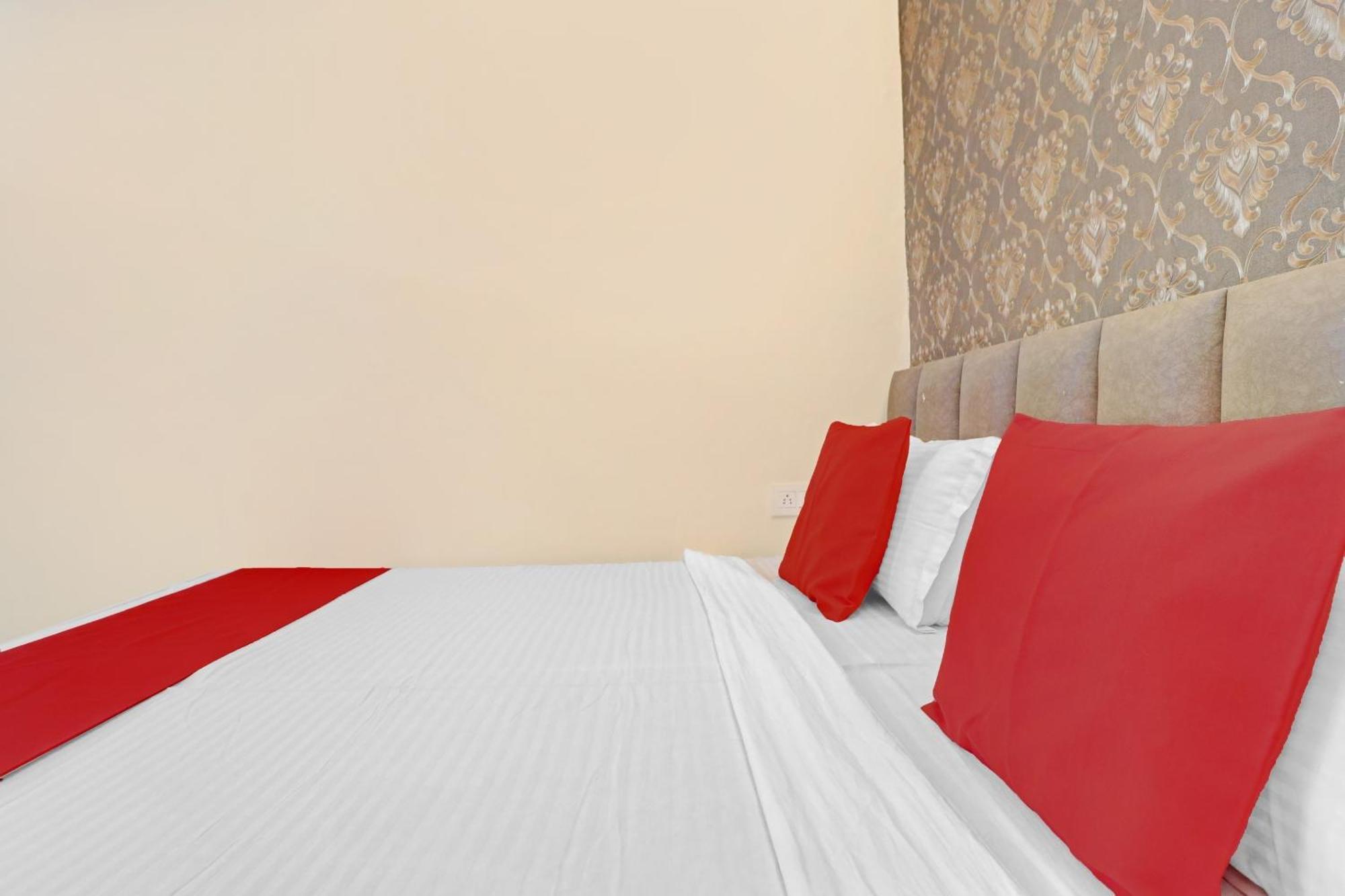 Hotel O Sky View Ludhiana Extérieur photo